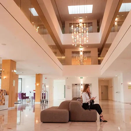 Sines Sea View Business & Leisure Hotel-3